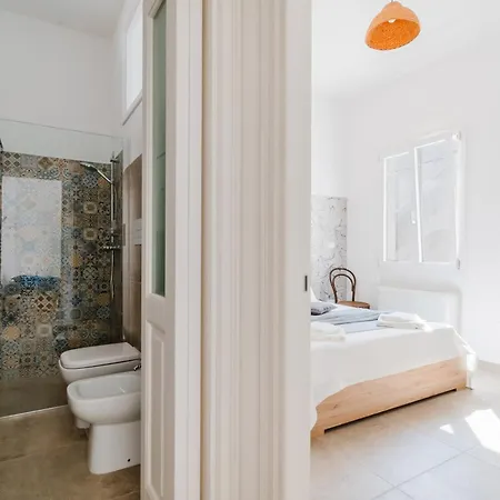 Dimora Jolanda A אוג'אנו לה קייזה