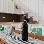 Dimora Jolanda A Uggiano La Chiesa