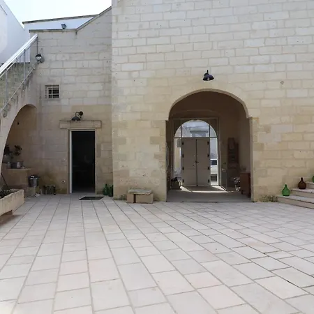 Dimora Jolanda A Holiday home Uggiano La Chiesa