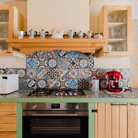 Holiday home Dimora Jolanda A