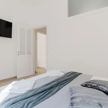 Holiday home Dimora Jolanda A
