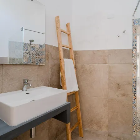 Dimora Jolanda A Holiday home Uggiano La Chiesa